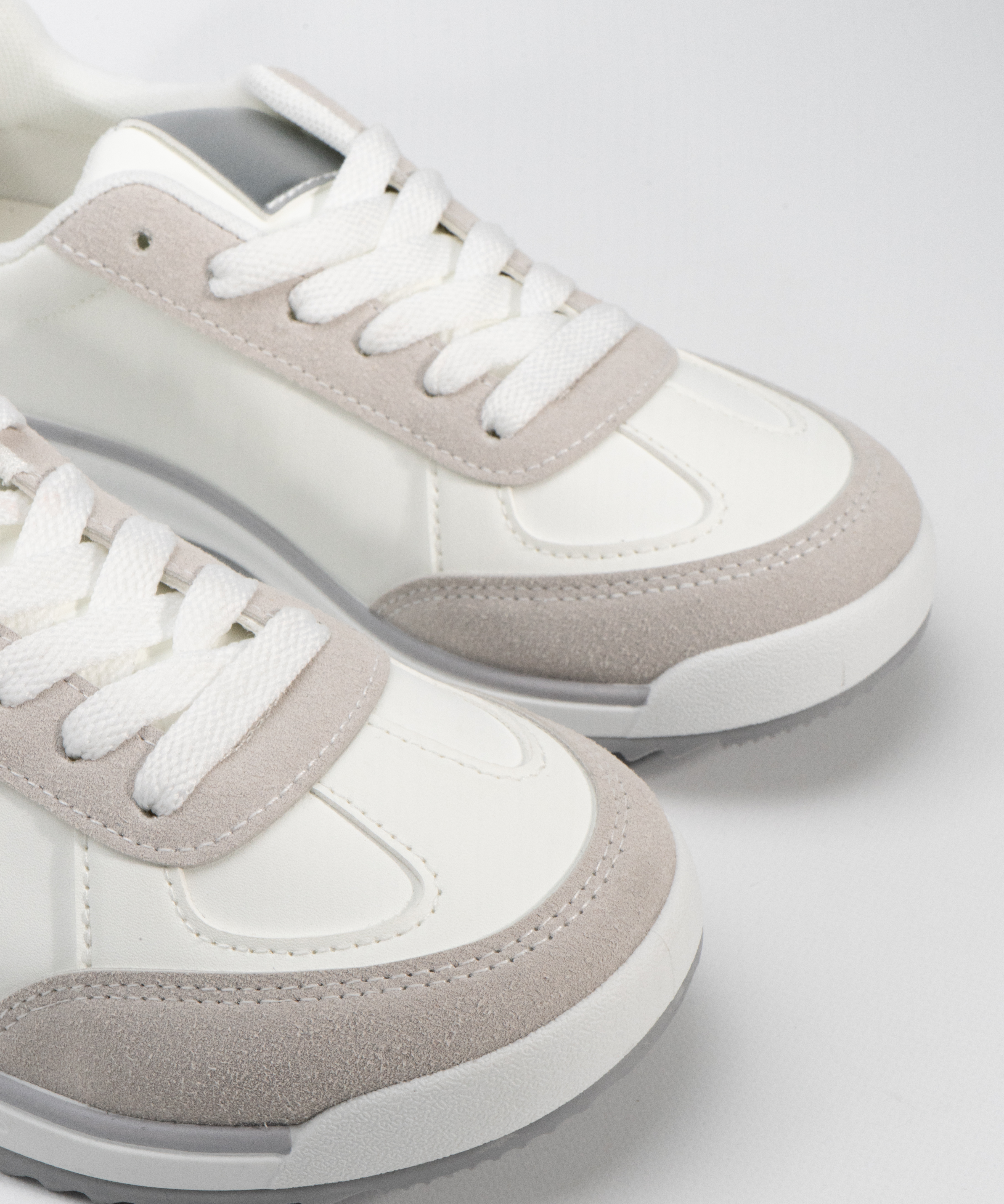 Zapatillas deportivas combinadas image number null